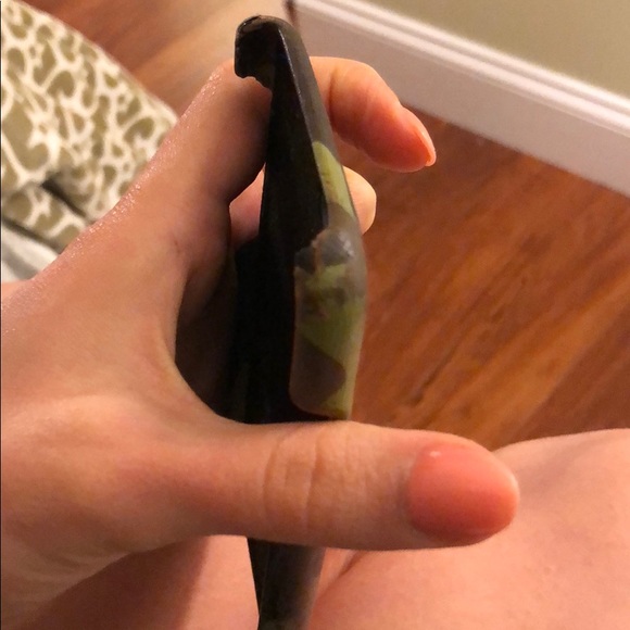 Hex camouflage iPhone case - Picture 3 of 4